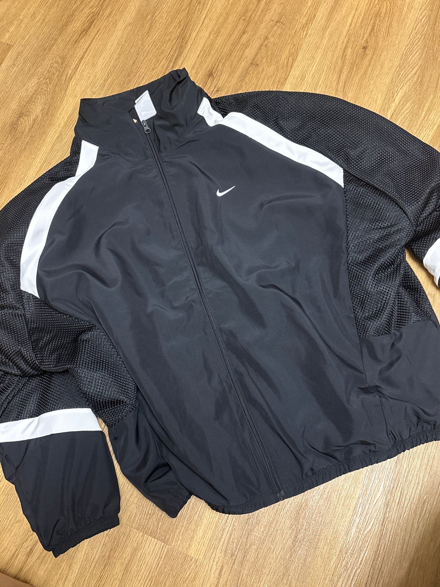 Nike Trainingsjacke in schwarz/weiß, Größe XXL