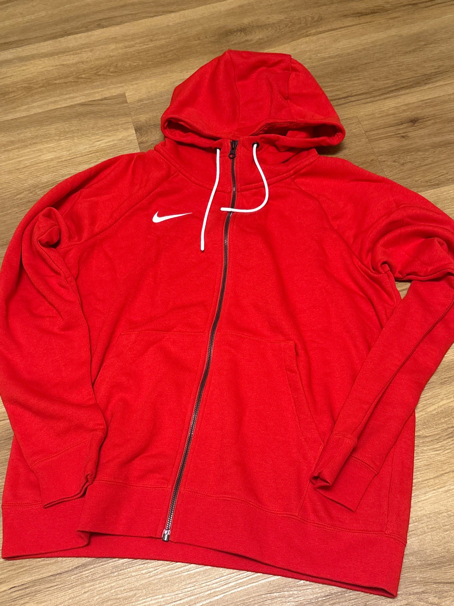 Nike Joggingjacke in rot, Größe L