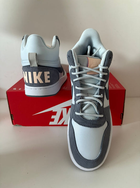 Nike Court Borough MID in dunkelgrau/hellgrau, Größe wählbar