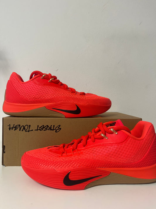 Nike S.T. Flaire in rot/schwarz/braun, Größe wählbar