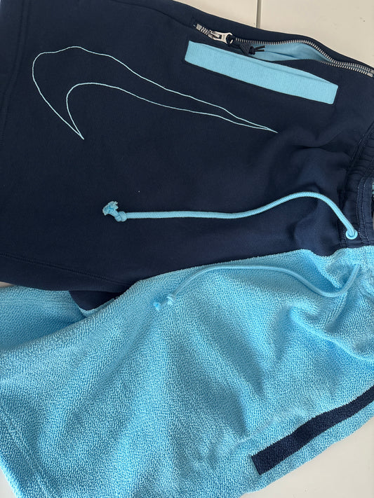 Nike kurze Jogginghose in Blautöne , Größe wählbar