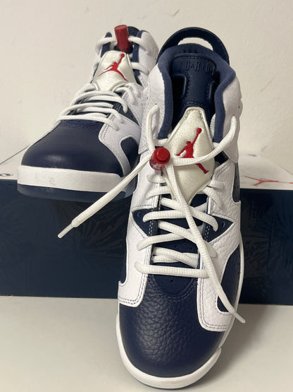 Nike Air Jordan 6 Retro in weiß/dunkelblau/rot, Größe 38,5