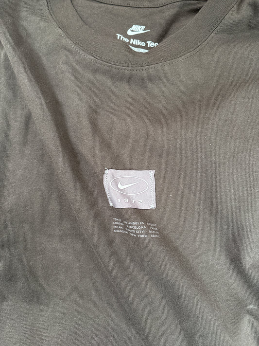 Nike Shirt, Größe wählbar in braun