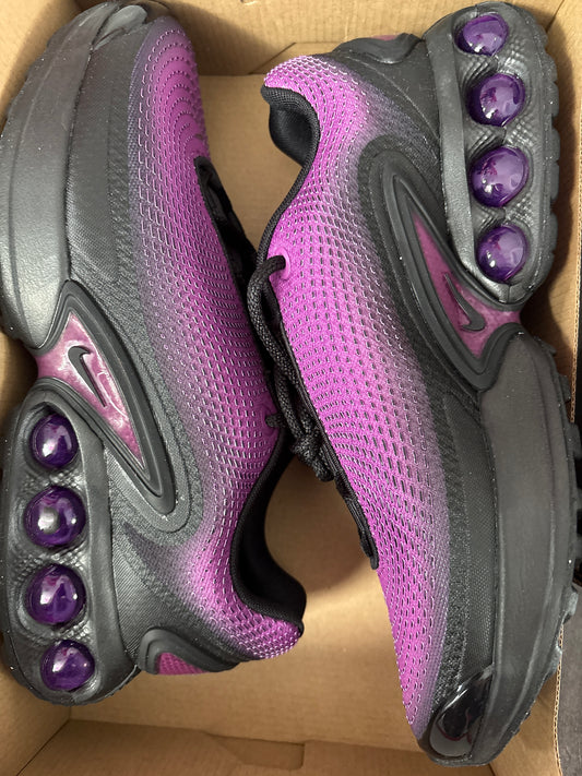 Nike Air Max DN in schwarz/lila, Gr. Wählbar