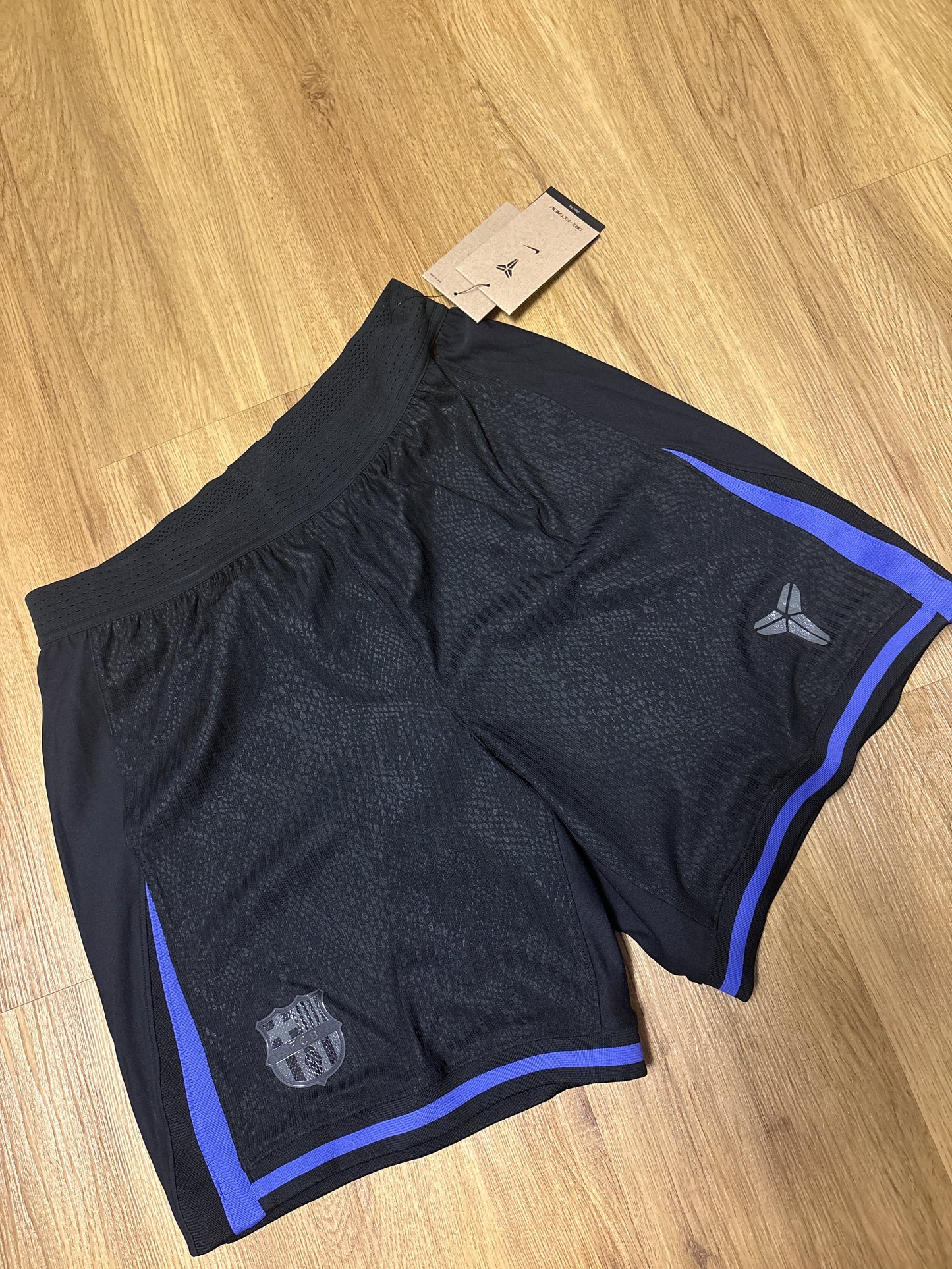 Shorts schwarz lila, Größe wählbar