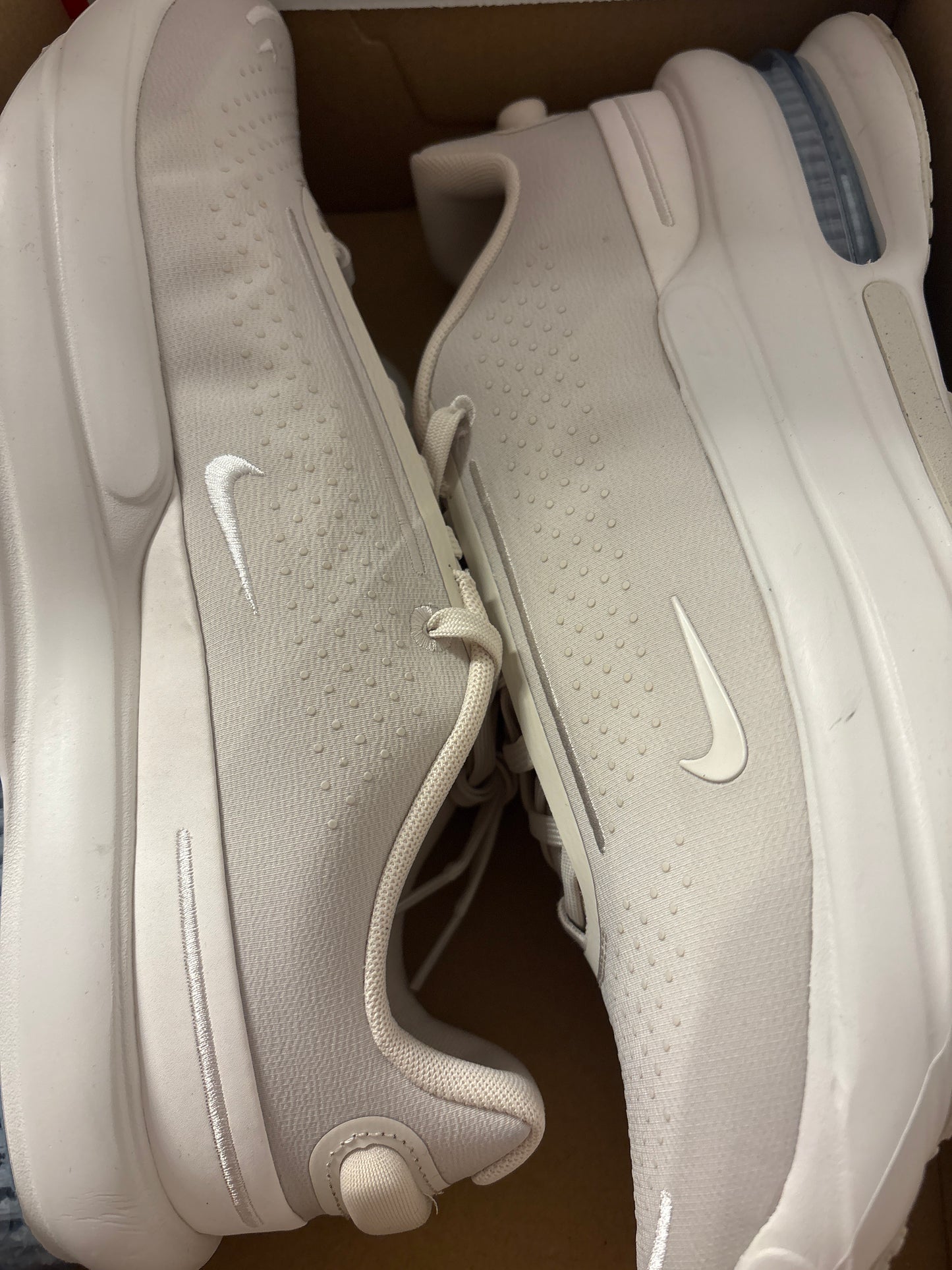 Nike Air Zoom Upturn beige, Größe 46