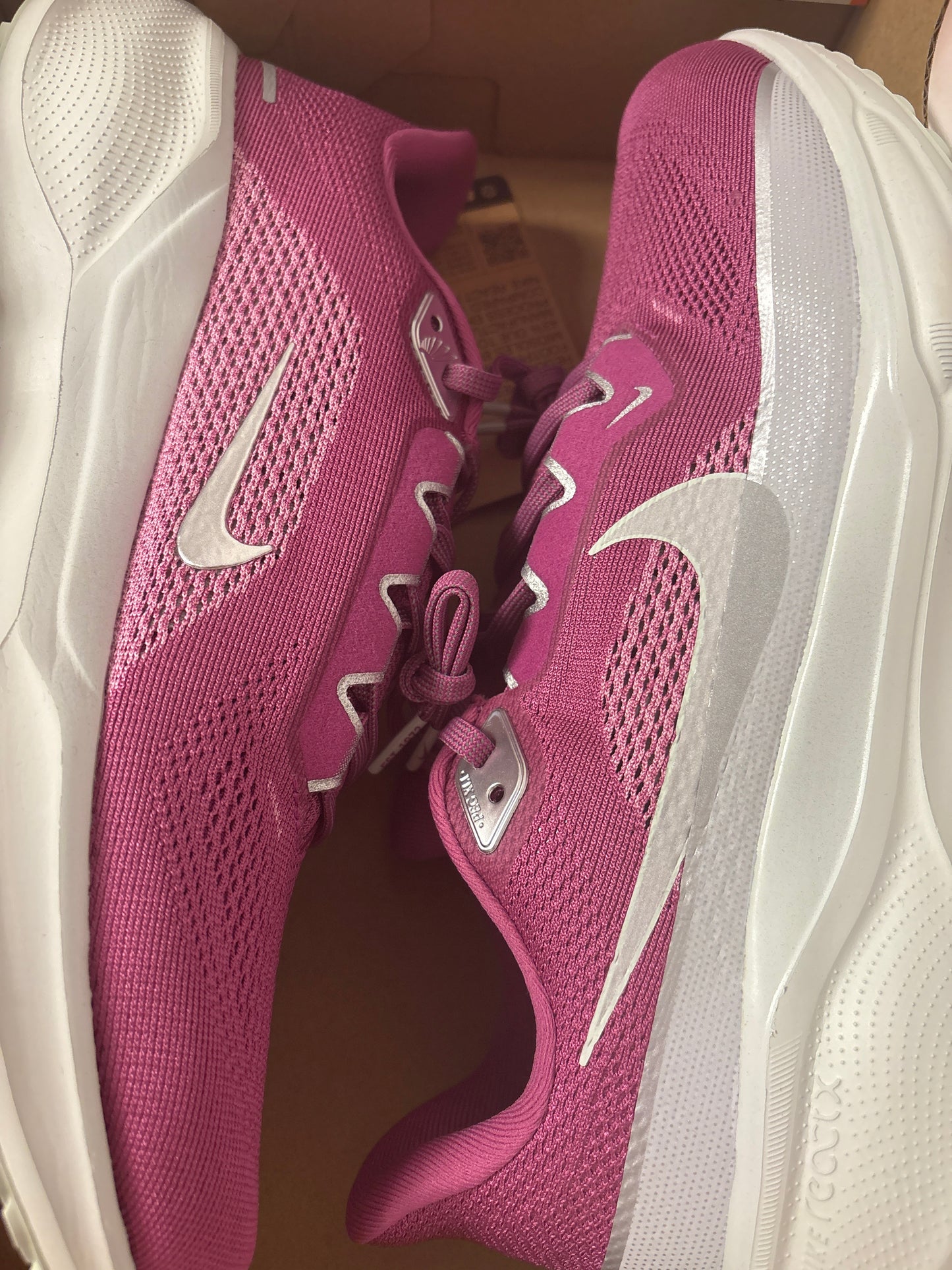 Nike Zoom Pegasus 41 lila/grau, Größe 43