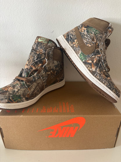 Air Jordan 1 MID, braun/Muster, Größe 38,5