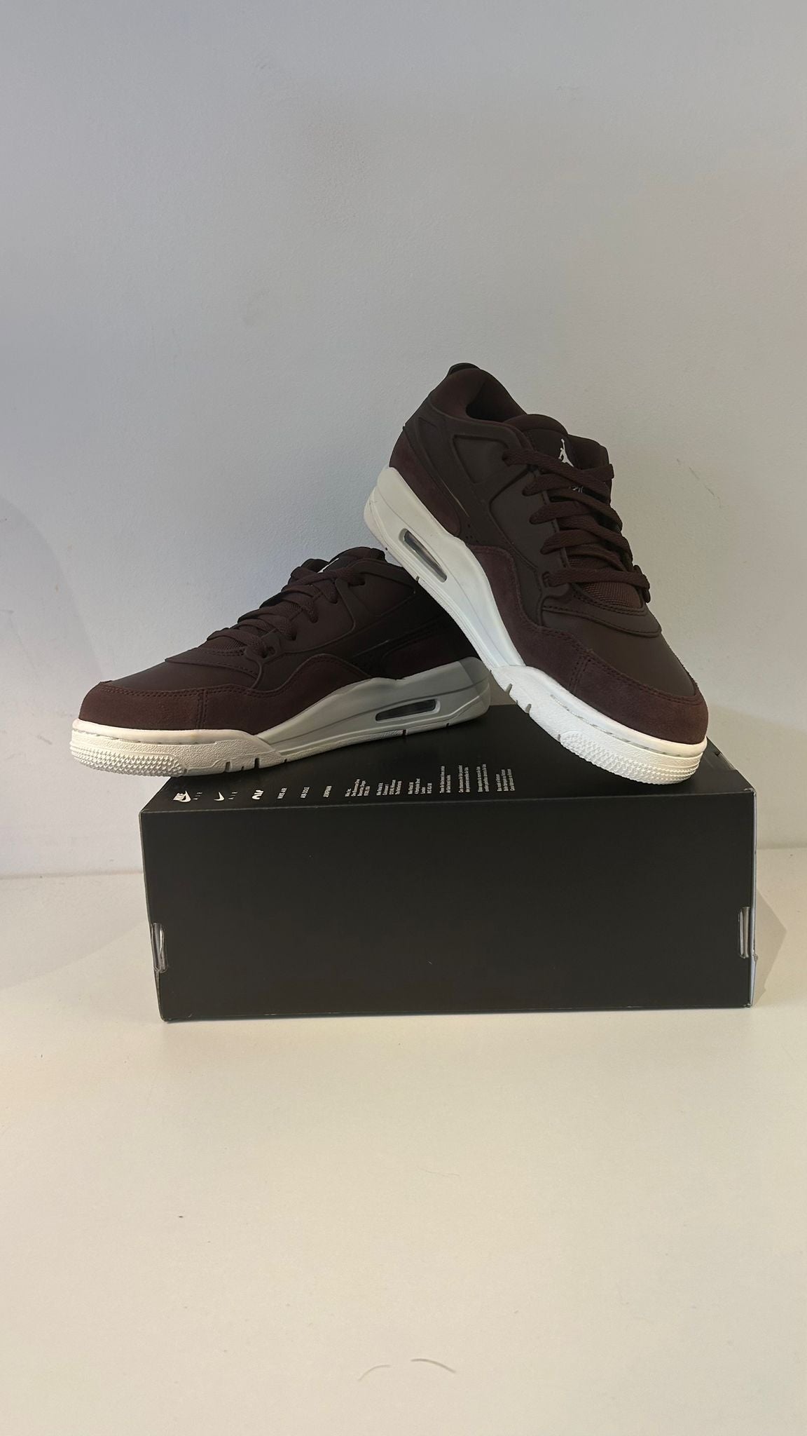 Nike AIR Jordan 4 RM dunkelbraun, Größe 39