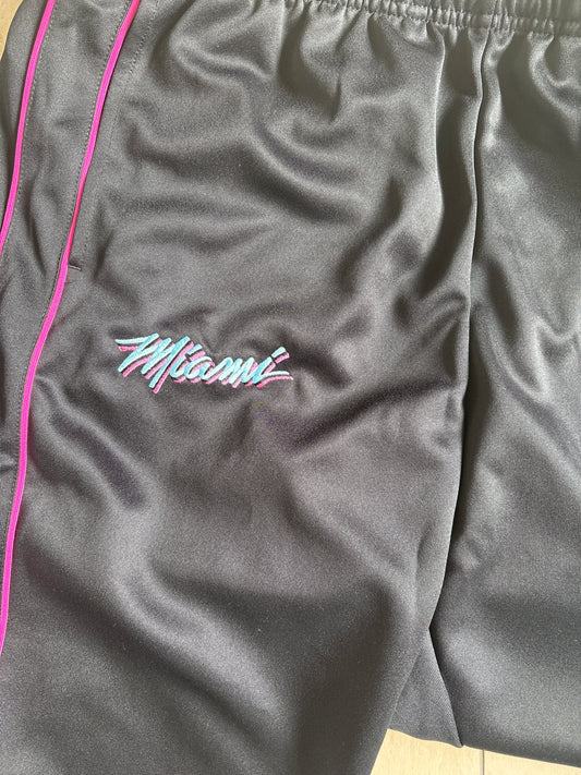 Nike NBA Miami Heat Jogginghose, schwarz/rosa, Größe M