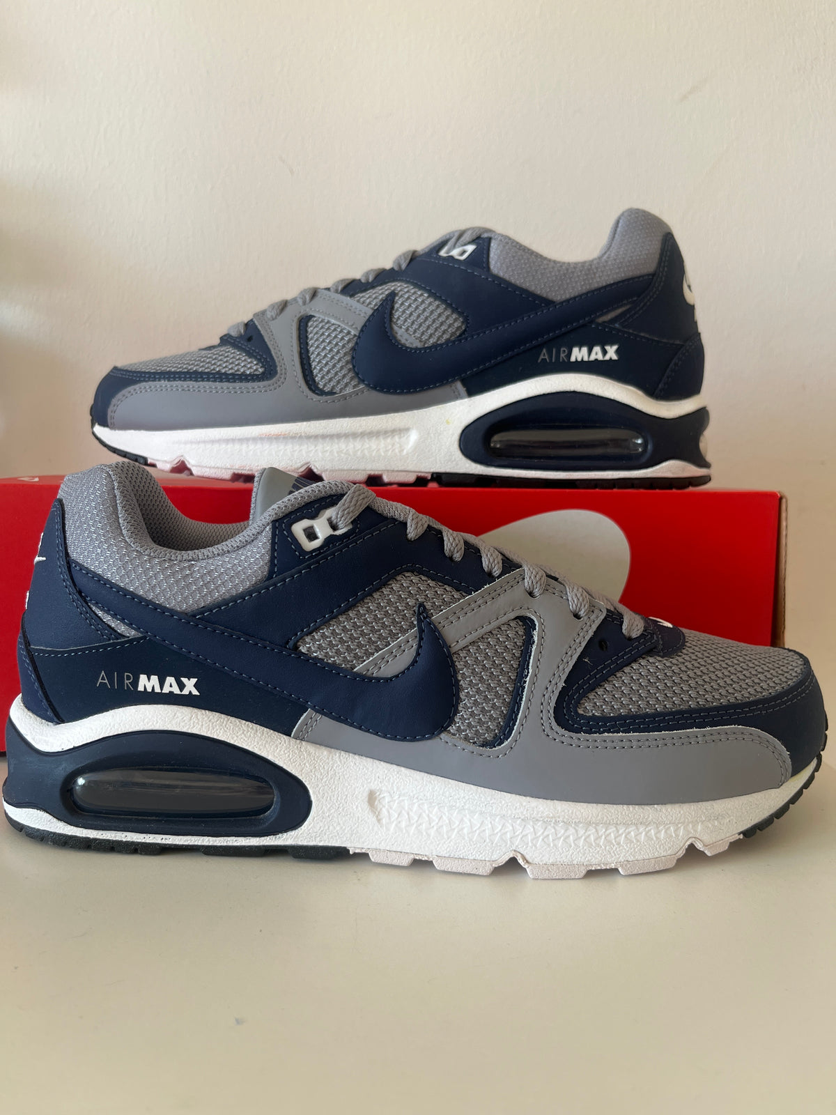 Nike Air Max Command in grau/dunkelblau, Größe 42