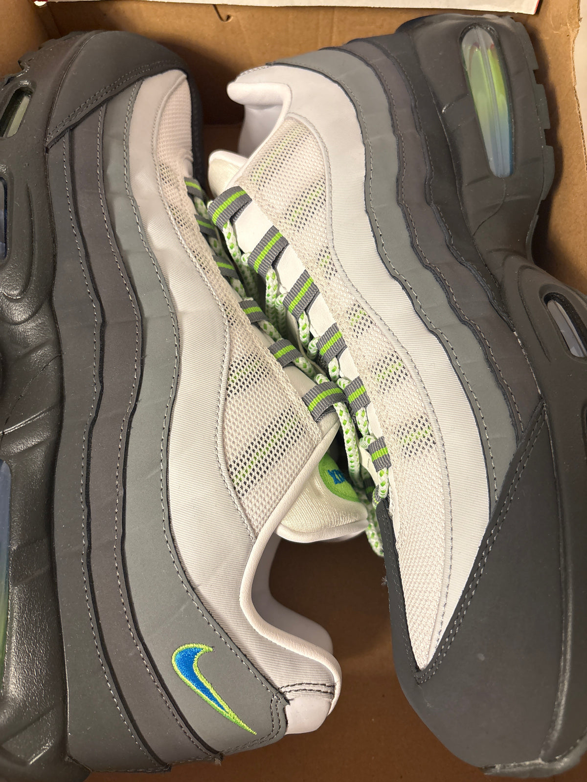 Nike Air Max 95 Big bubble in schwarz/weiss/grünton, Gr. 48,5