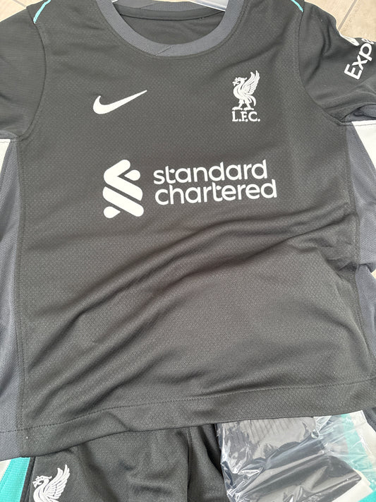 Nike Baby/Kinder Trikotsatz FC Liverpool Größe wählbar in schwarz
