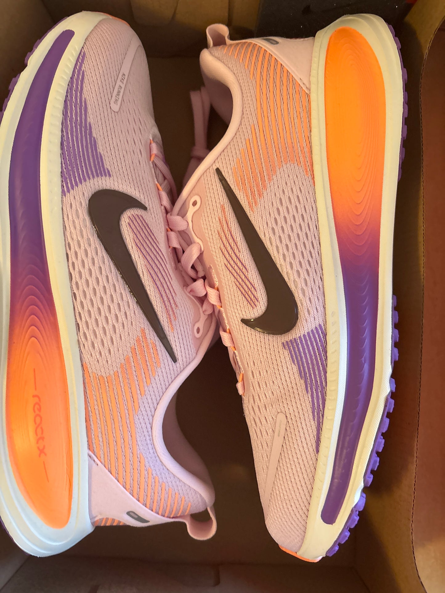 Nike Vomero 18, Größe 39
