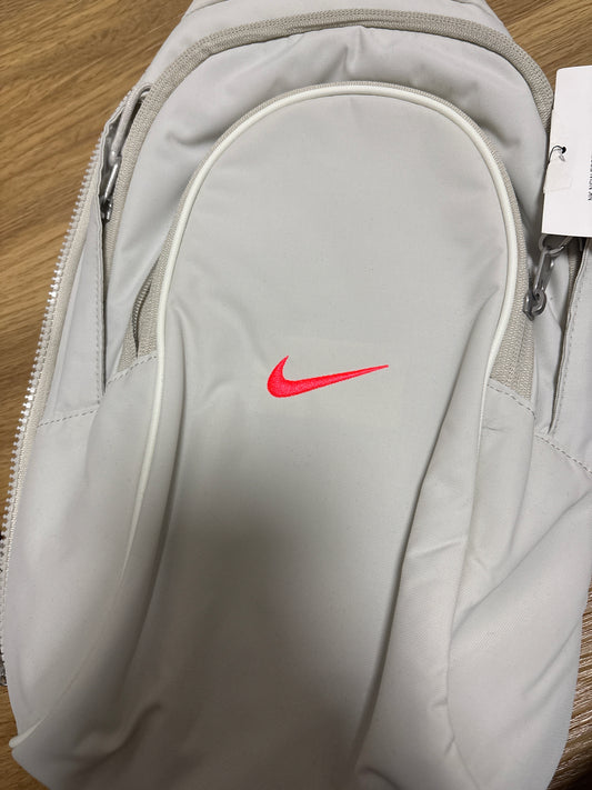 Nike Umhängetasche grau/beige