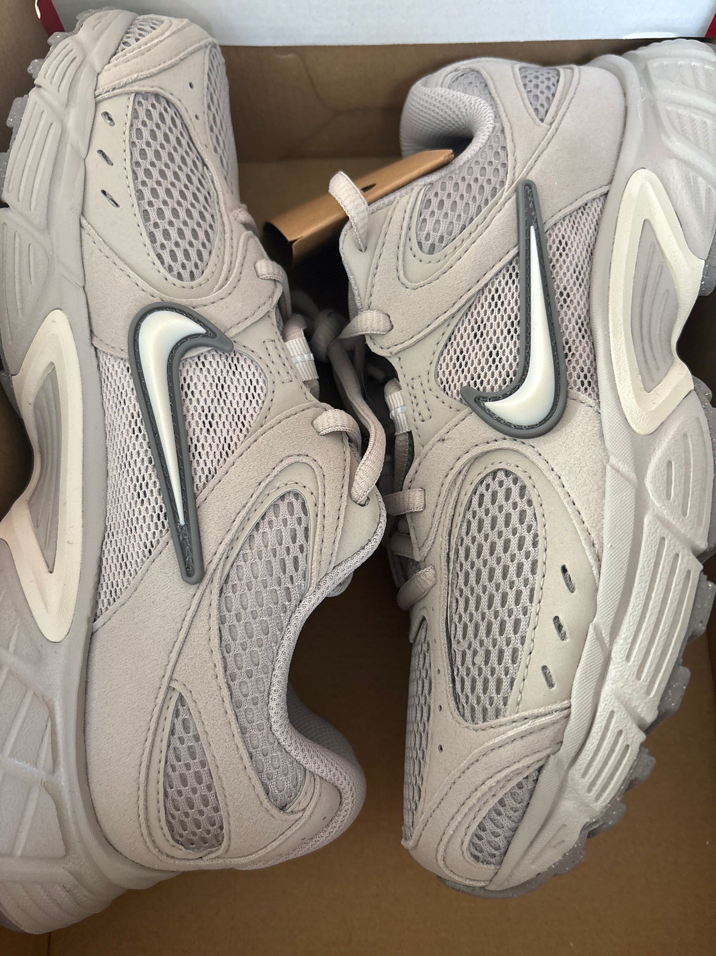 Nike V5 RNR Größe 38,5 in grau