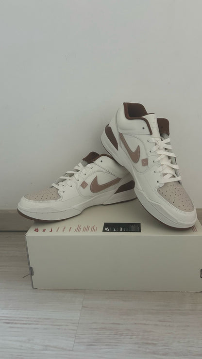Nike Jordan Stadium 90 in weiss/braun, Größe 43