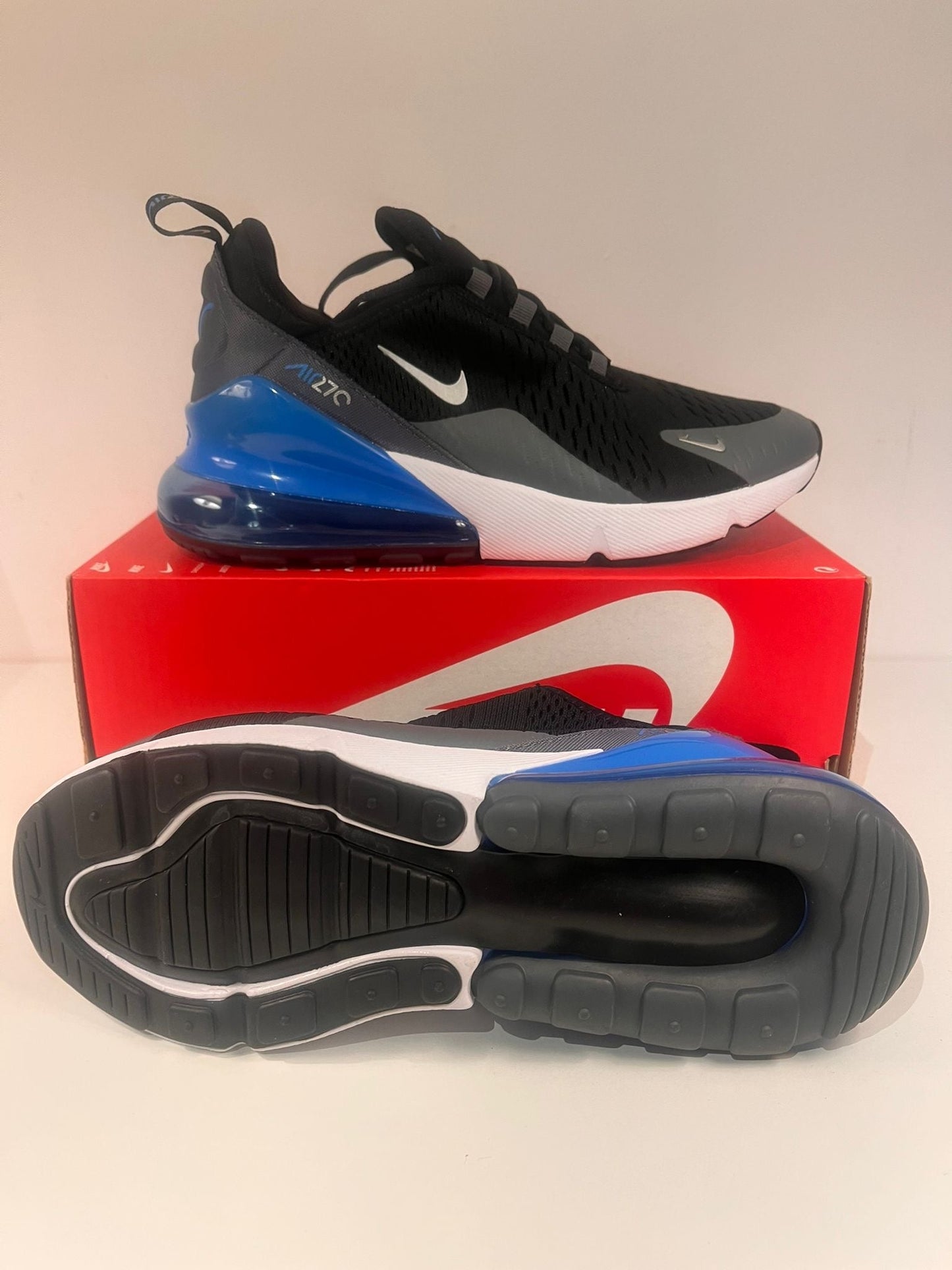 Nike Air Max 270 Größe 39 in schwarz/grau/weiss/blau