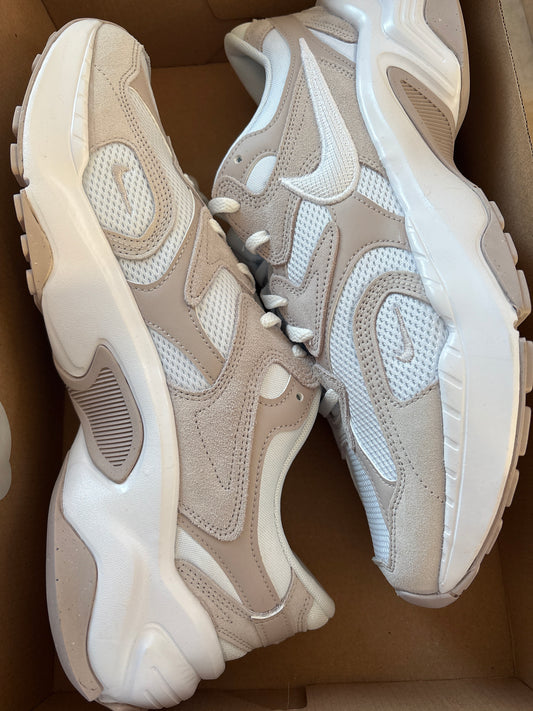 Nike AL8, in beige/weiss, Größe 45,5