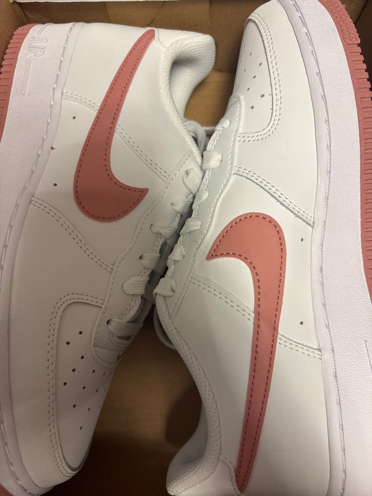 Nike Air Force 1 weiss/backsteinrosa, Größe wählbar