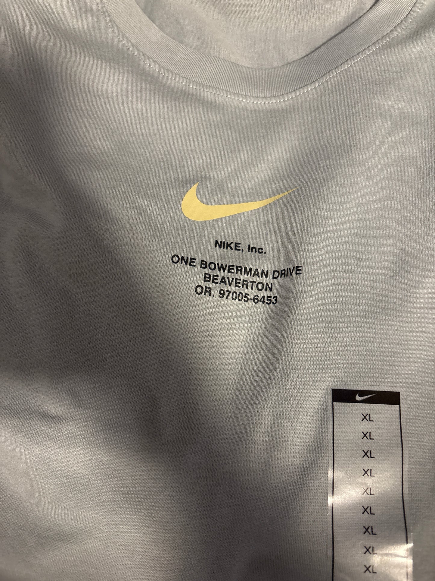 Nike Shirt, Größe wählbar in taupe/Muster