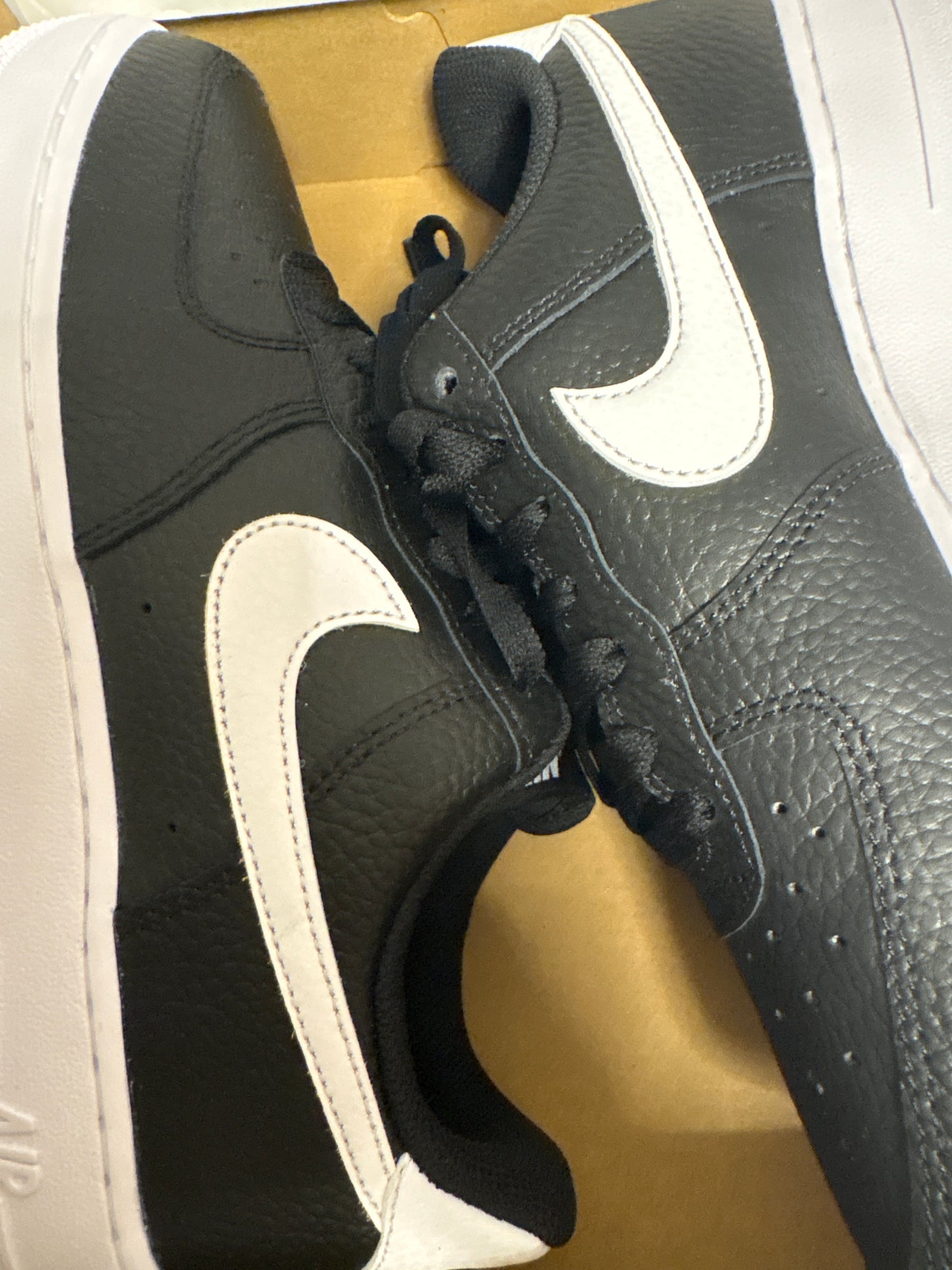 Nike Air Force 1 schwarz/weiss,Größe 38,5