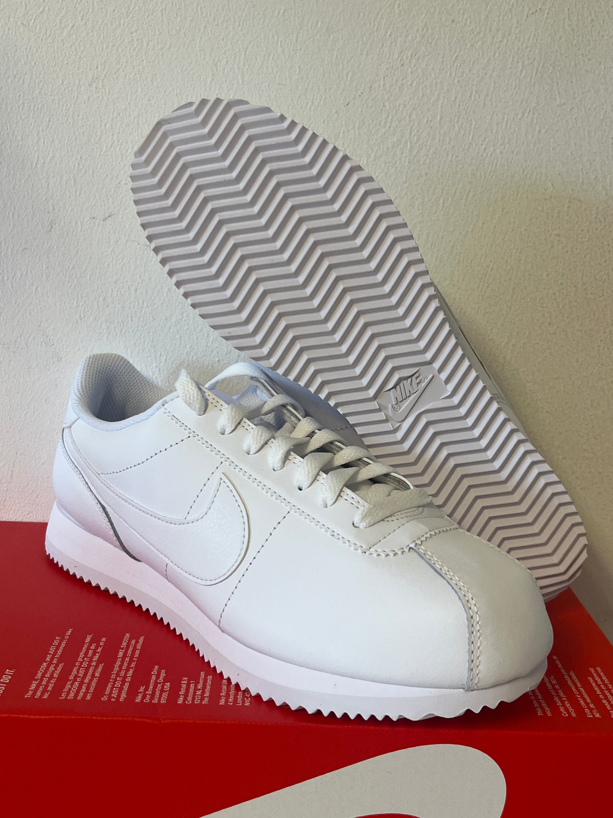 Nike Cortez in weiß, Größe wählbar