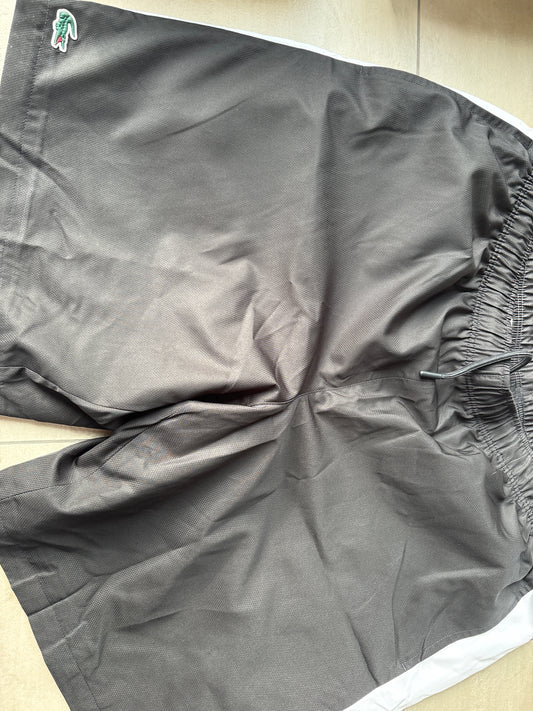 Lacoste kurze Hose, schwarz/weiss, Größe wählbar