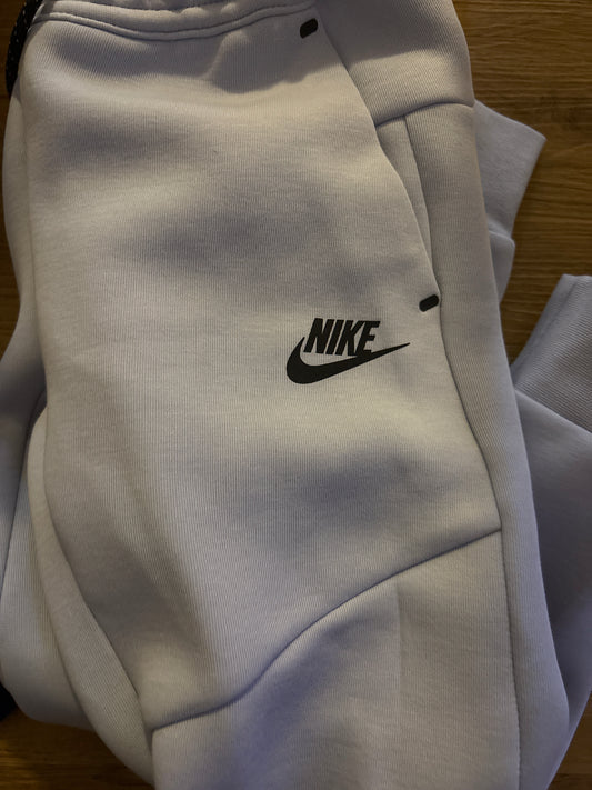 Nike Techhose in hellblau, Größe XS