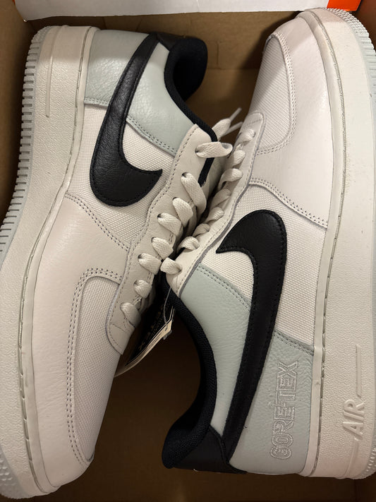 Nike Air Force 1 Gore-Tex, Größe 44,5