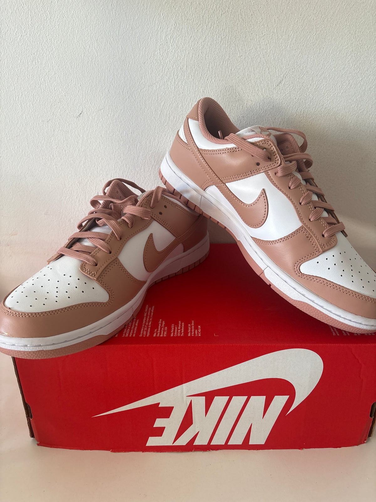 Nike Dunk low weiss/hellbraun, Größe 44