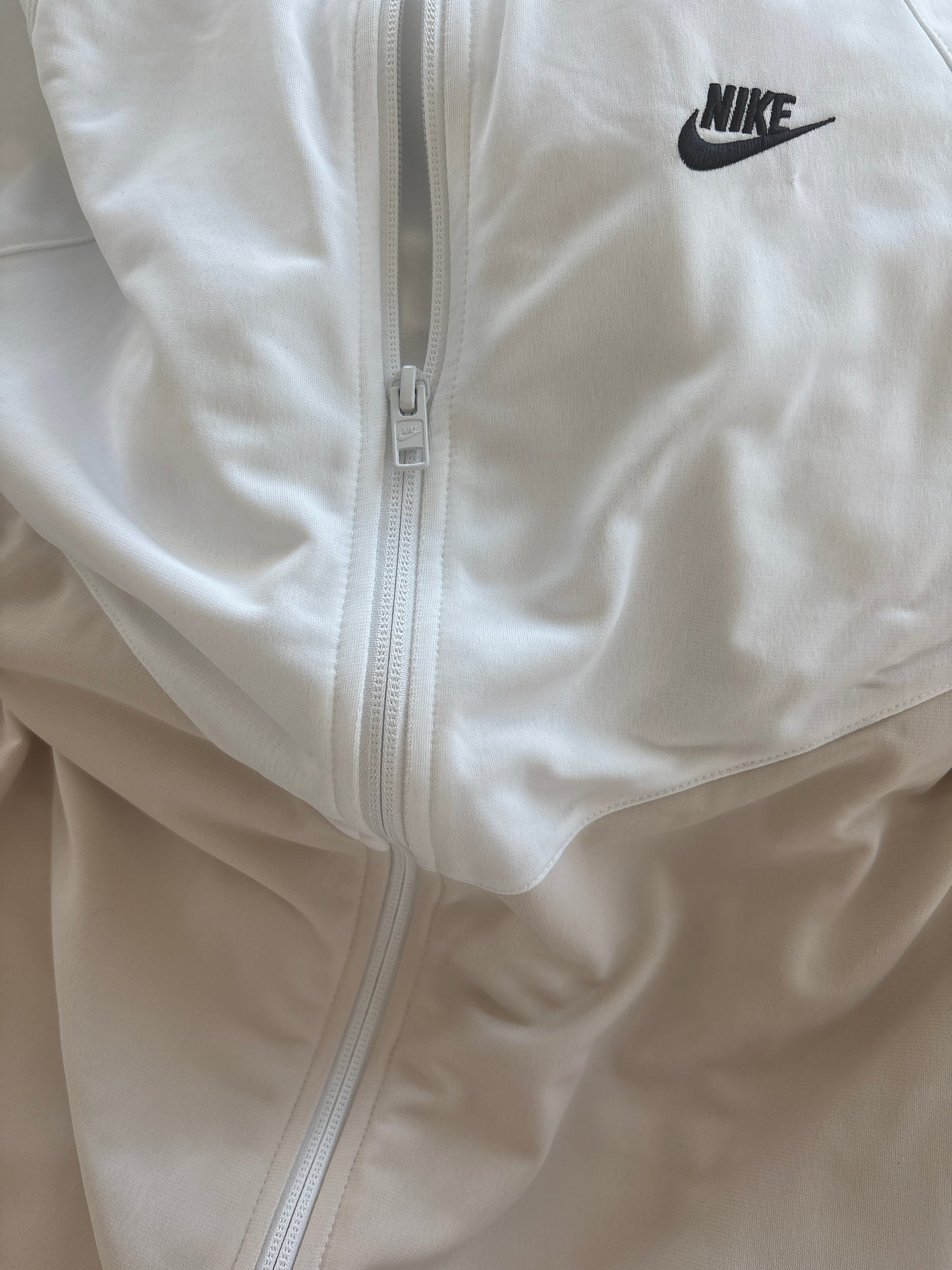 Nike Trainingsanzug, Größe wählbar in creme/weiss