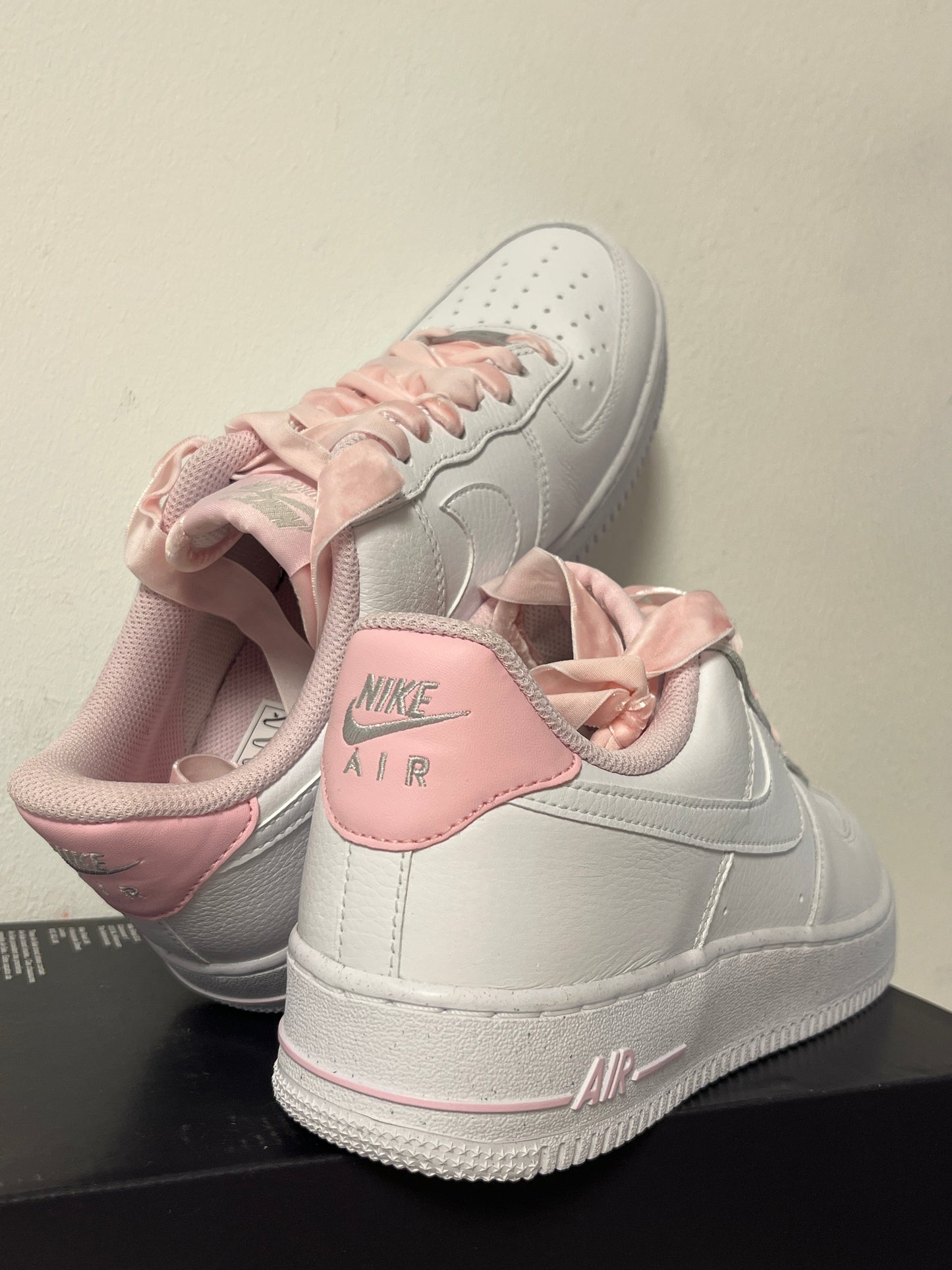 Nike Air Force 1 ´07 Vintage in weiß/rosa, Größe 42