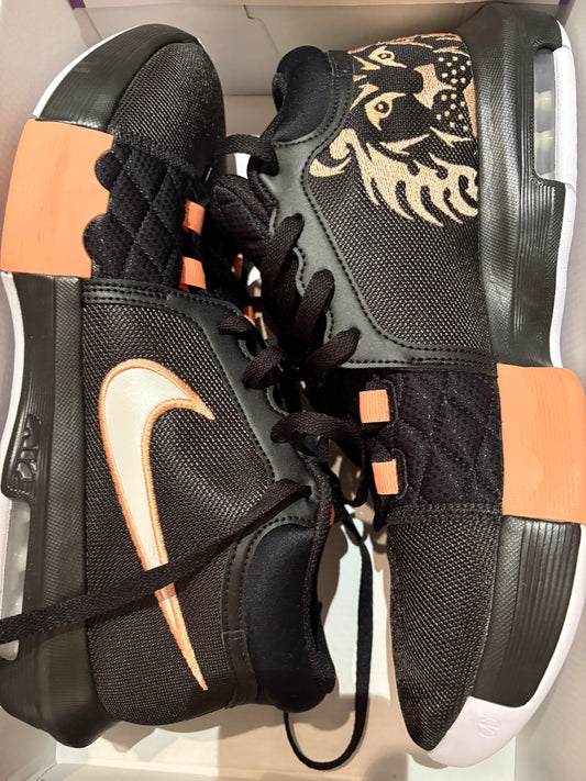 Nike Lebron Witness VIII, in schwarz/orange, Größe wählbar