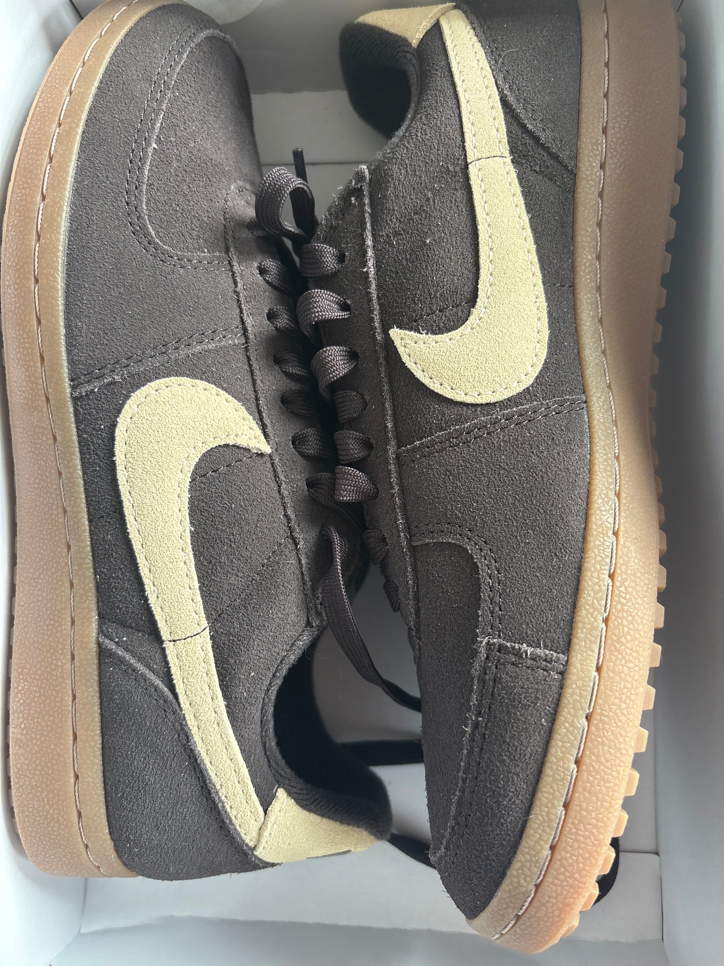 Nike General Field, braun in Größe 41
