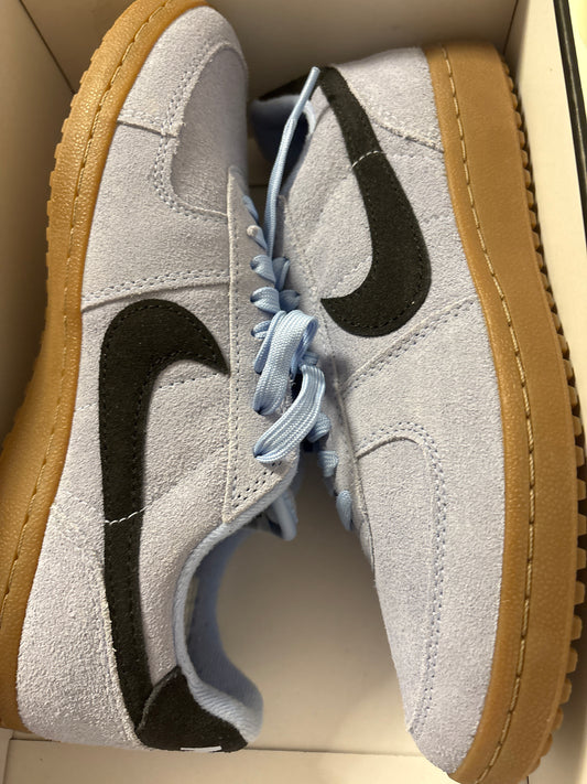 Nike General Field, blau/schwarz in Größe 41