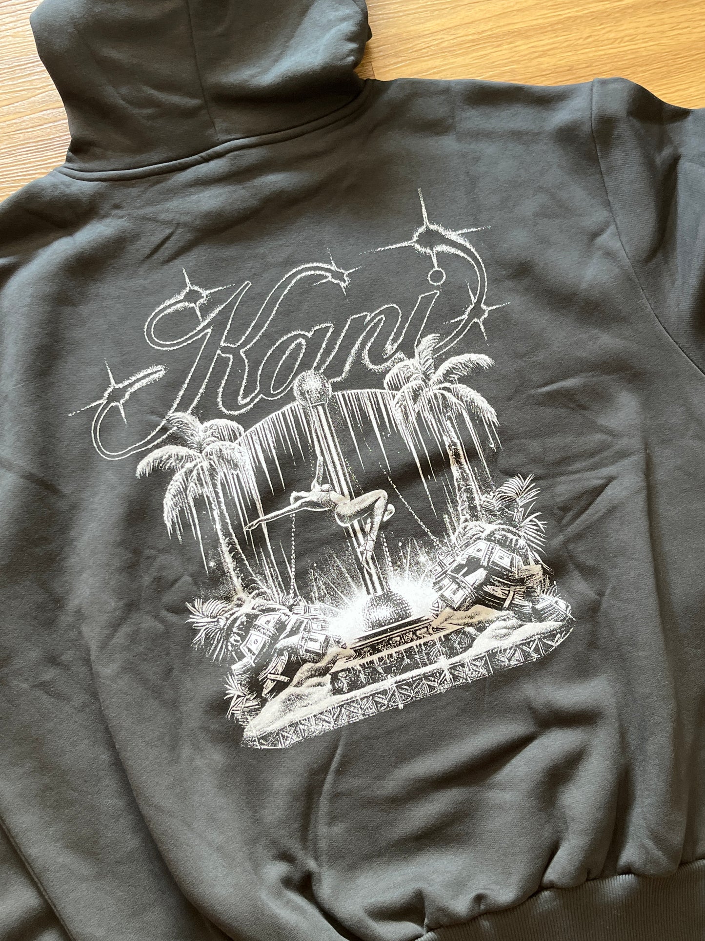 Karl Kani Hoodie dunkelgrau ohne Kordelzug mit Backprint, Größe L