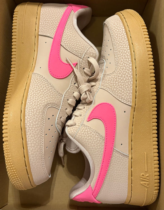 Nike Airforce 1 in pink/rosa beige /braune Sohle, Größe wählbar