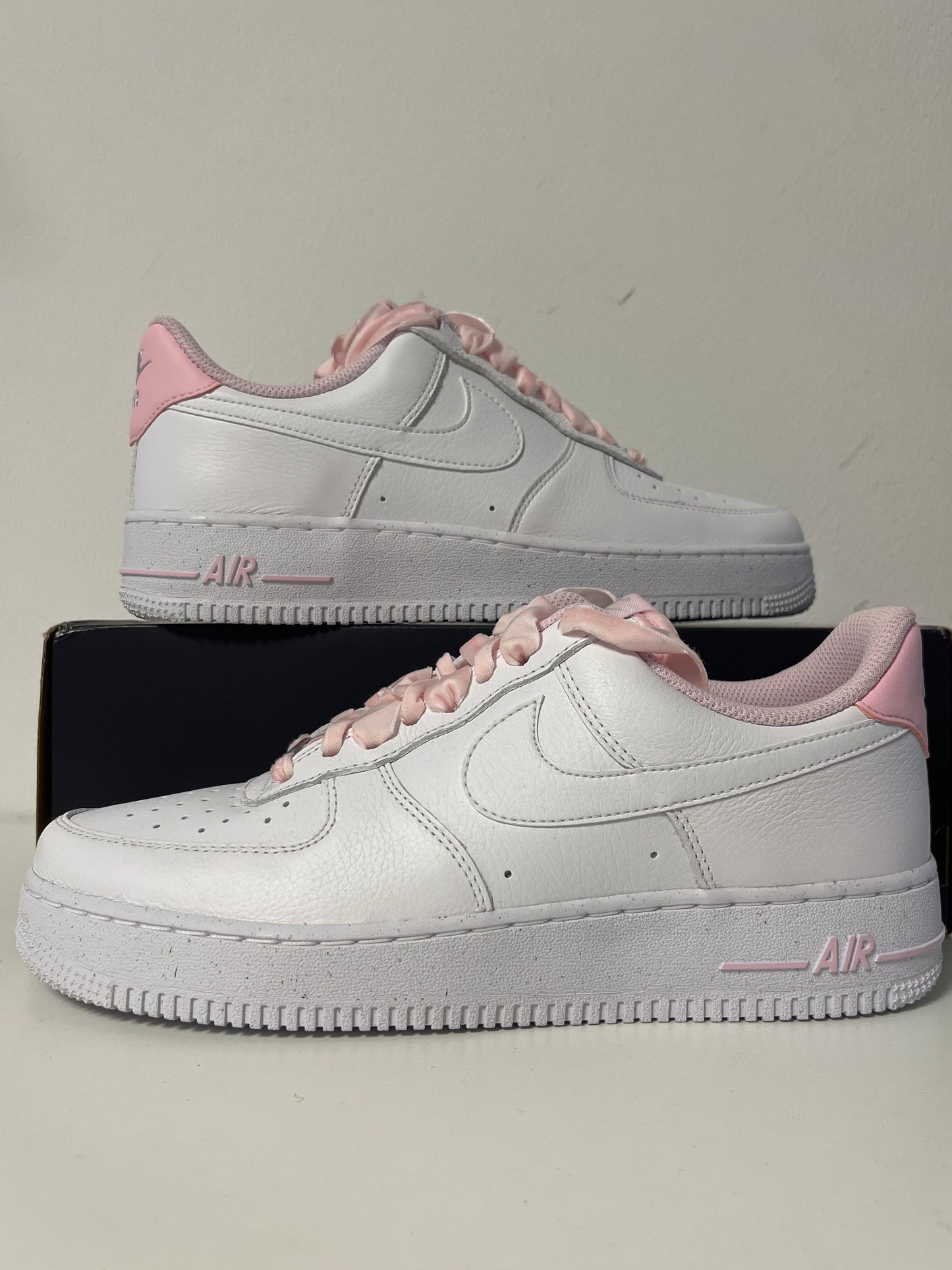 Nike Air Force 1 ´07 Vintage in weiß/rosa, Größe 42