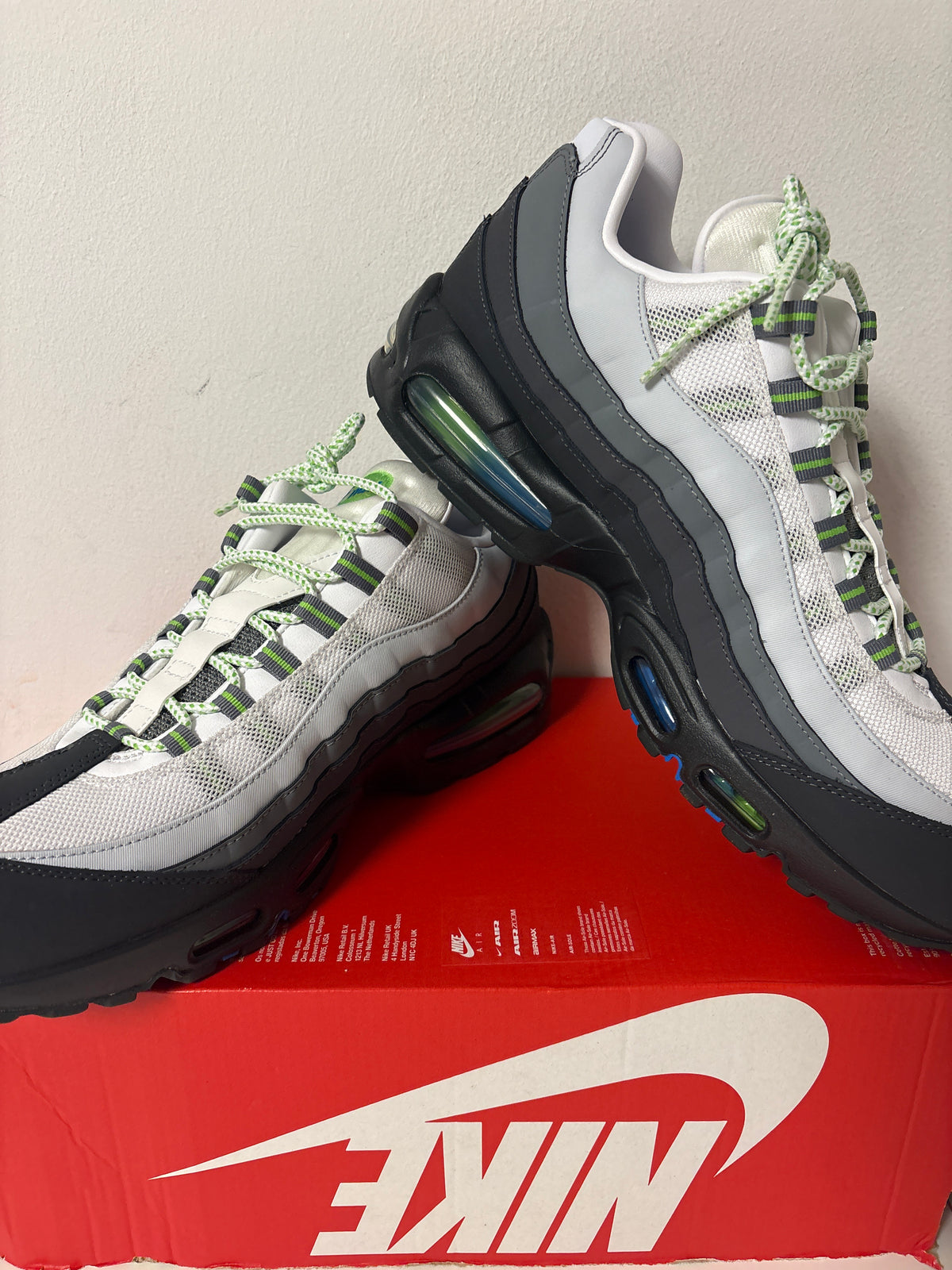 Nike Air Max 95 Big bubble in schwarz/weiss/grünton, Gr. 48,5