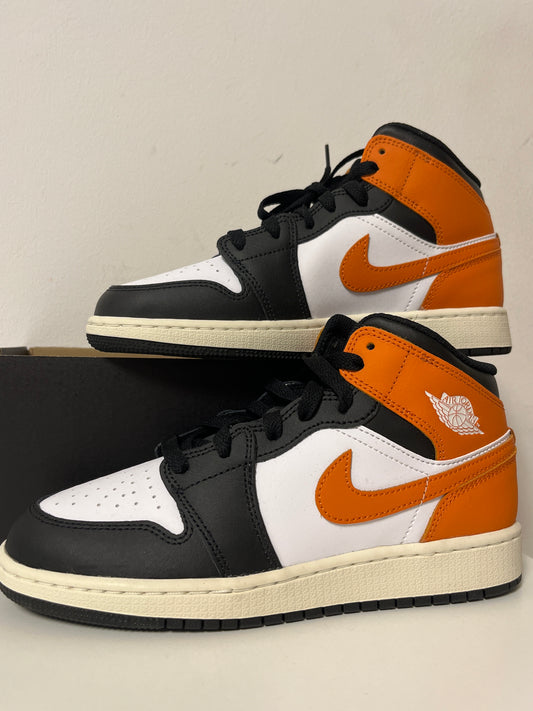 Nike Air Jordan 1 Mid in orange/schwarz/weiss, Größe wählbar