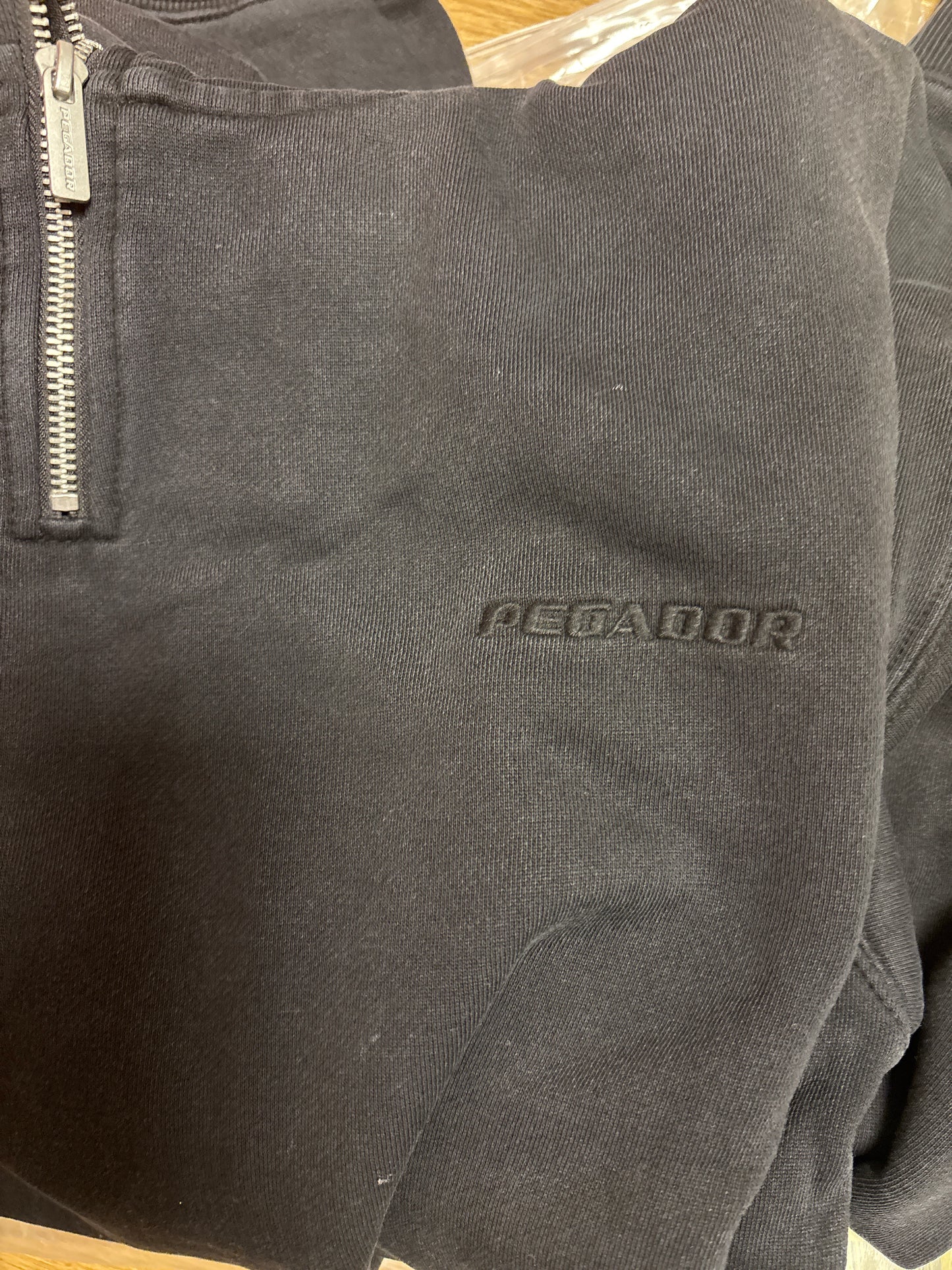Pegador Zip-Hoodie in schwarz, Größe M