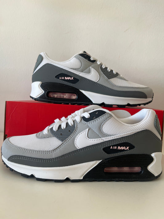 Nike Air Max 90 in grau/weiß/schwarz/rosa, Größe wählbar