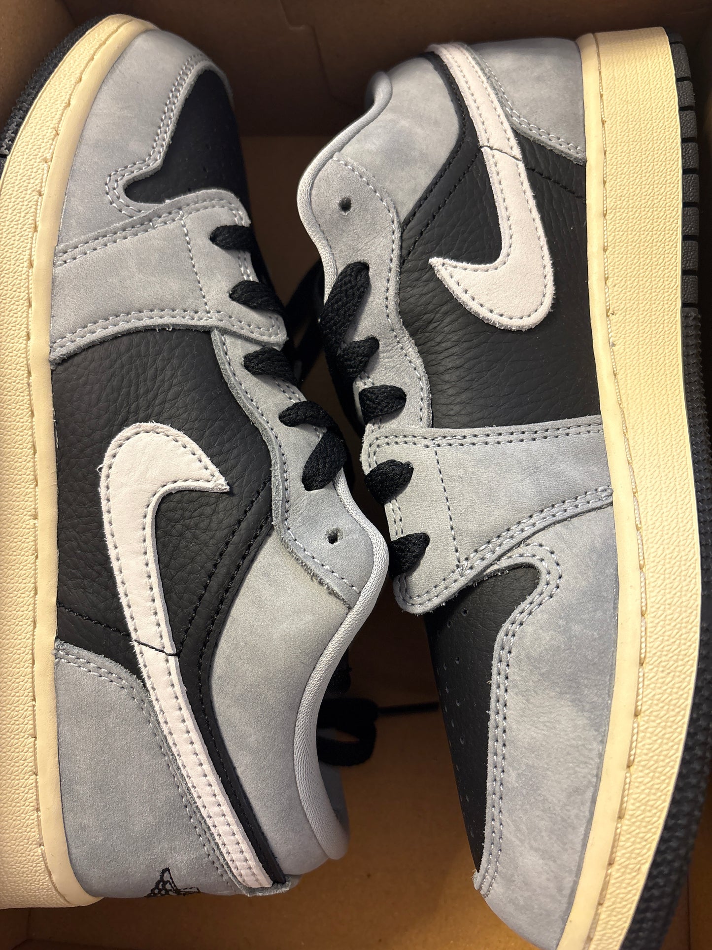 Air Jordan 1 low, schwarz/grau/weiss, Größe 39