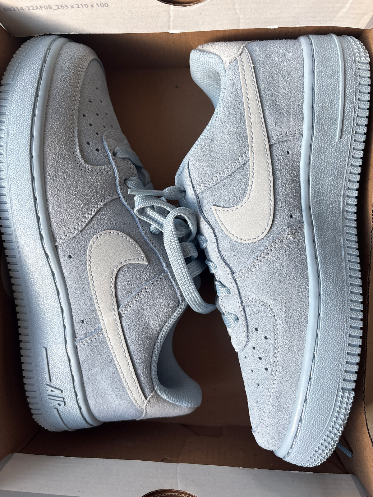 Nike Air Force 1 in hellblau/weiss, Größe 36,5
