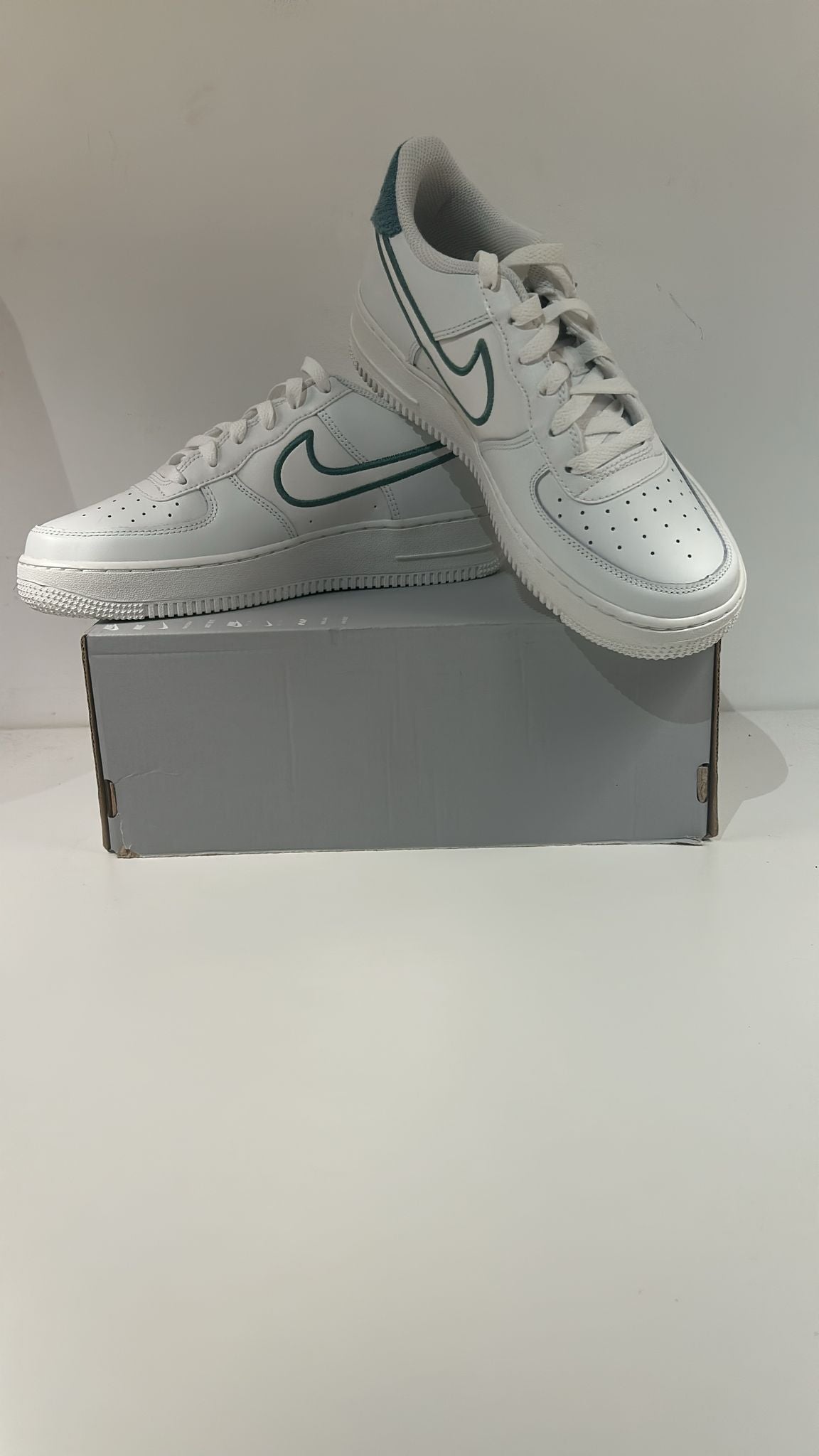 Nike Air Force 1 weiss/grün Größe wählbar