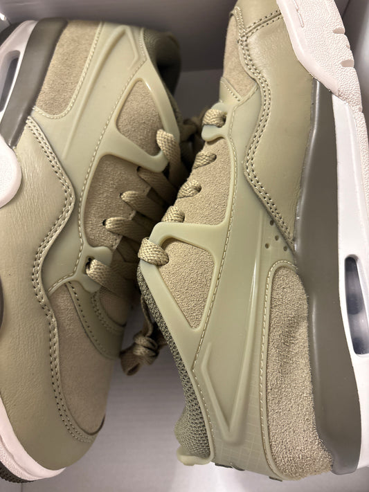 Nike Air Jordan 4 RM in dunkelgrün, Größe wählbar