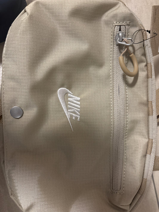 Nike Umhängetasche beige klein
