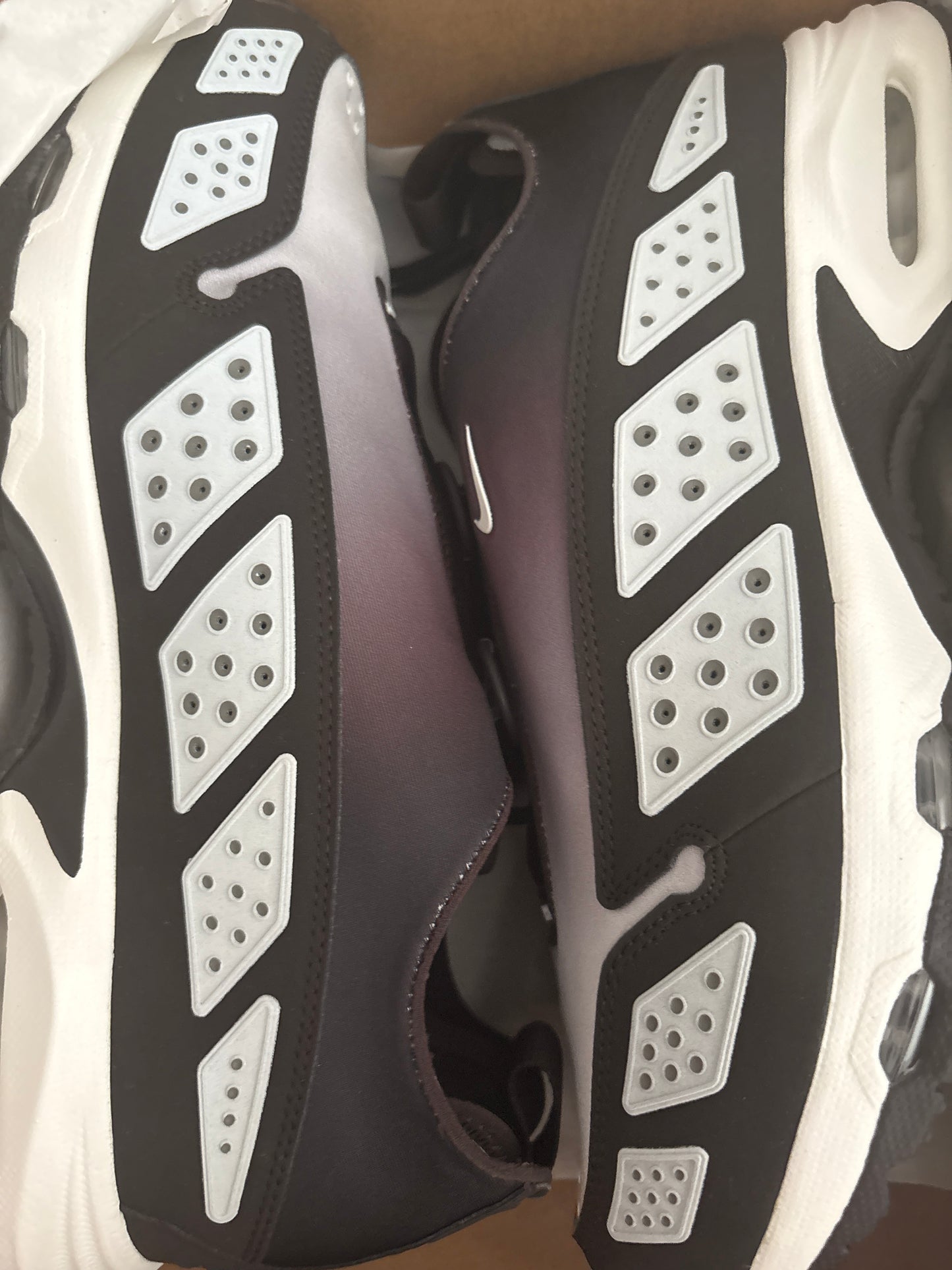 Air Max SNDR weiss/schwarz, Größe wählbar