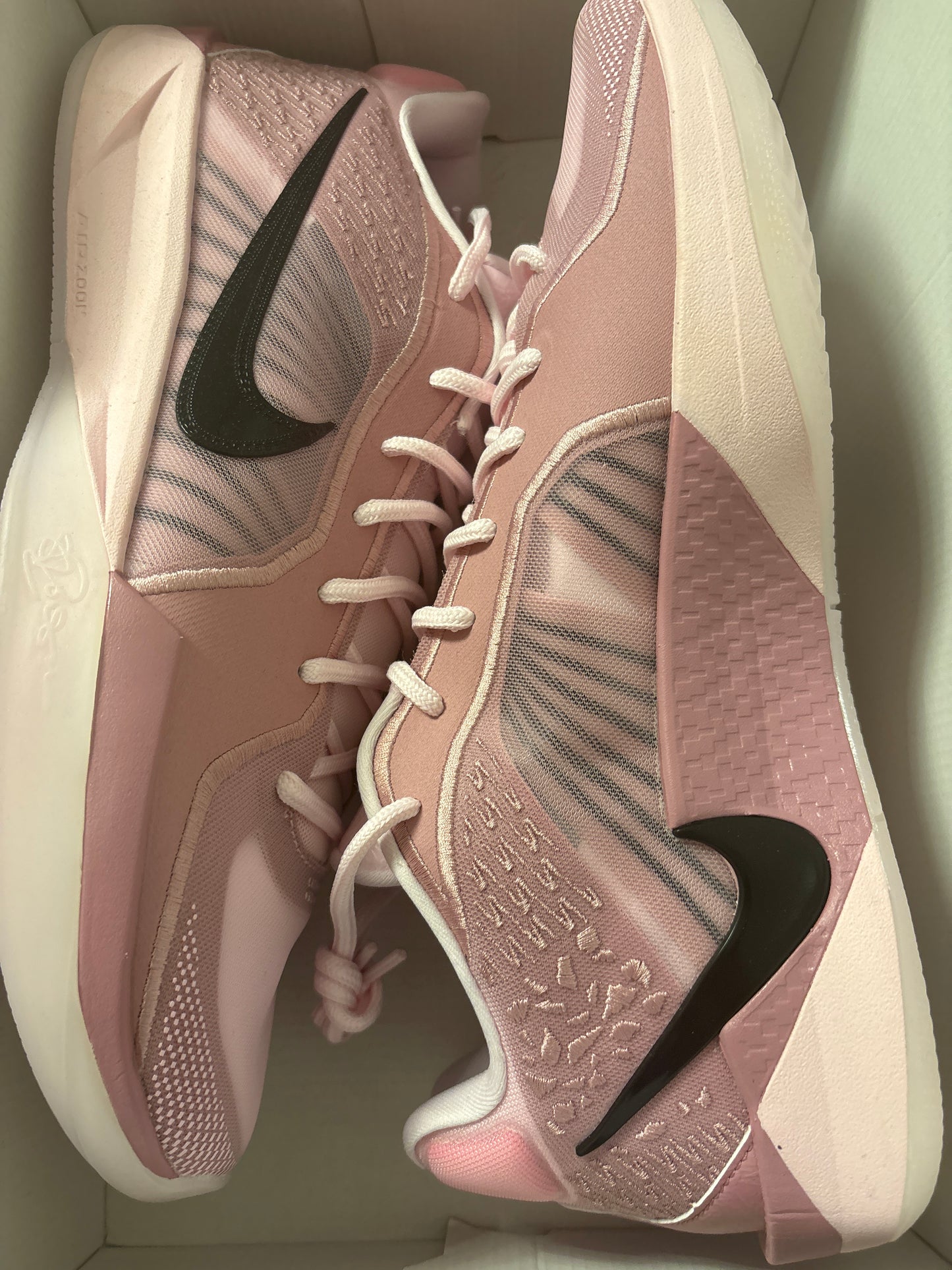 Nike Sabrina 2, in hellpink/schwarz, Größe 48